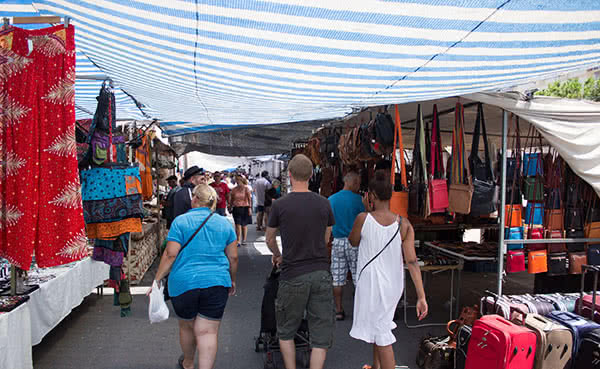 Рынки в Велес-Малага